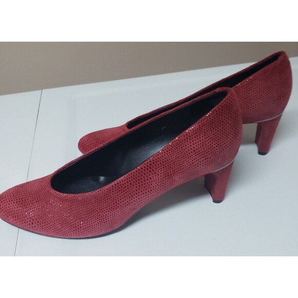 Vaneli Women’s Dark Red Genuine Suede Padded Shoes 9M Office Wedding Guest NWOB - Picture 2 of 11